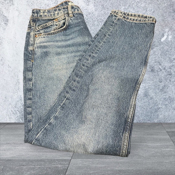 Zara high Rise jeans. EUC - Picture 4 of 5